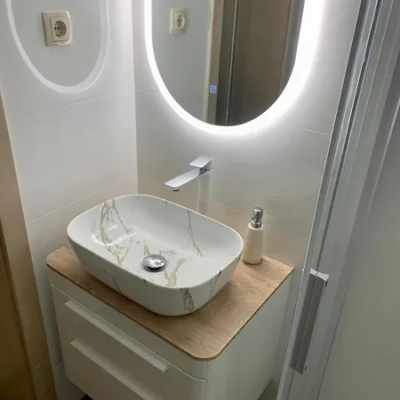 Juliet Guest house Jezera